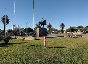uruguay/artigas/attraction/plaza-artigas
