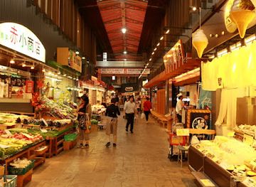 japan/kanazawa/omicho-market/attraction/omicho-market