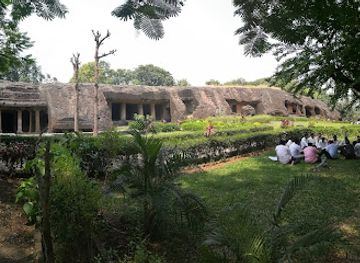 india/mumbai/andheri/attraction/mahakali-caves