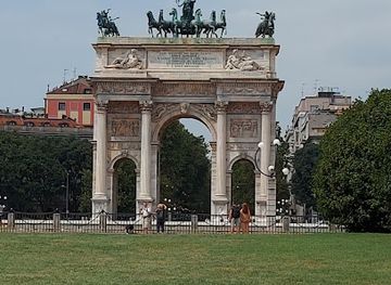 italy/milan/porta-nuova/attraction/arco-della-pace