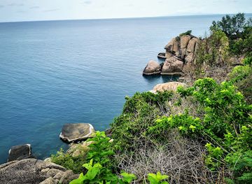 thailand/koh-tao/attraction/ao-laem-thian