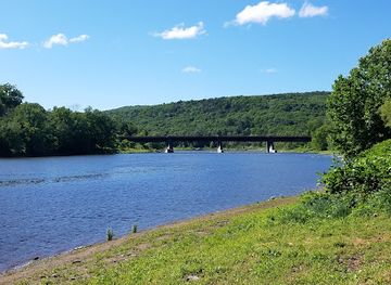delaware/the-delaware-water-gap/attraction/zane-grey-museum-and-upper-delaware-scenic-and-recreational-river-store
