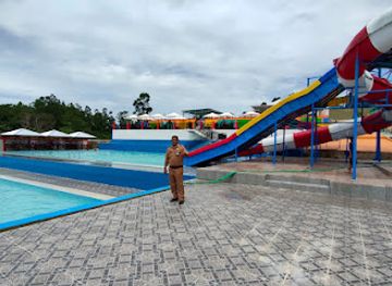 indonesia/north-kalimantan/attraction/amal-beach-water-park