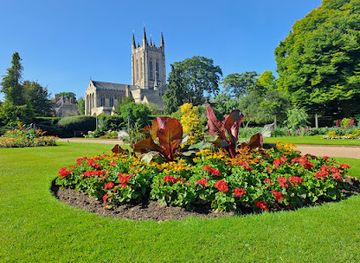 united-kingdom/east-of-england/attraction/english-heritage-bury-st-edmunds-abbey