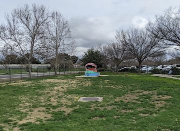 california/stockton/attraction/barkleyville-dog-park