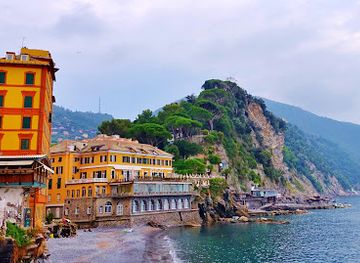 italy/italian-riviera/attraction/castle-della-dragonara