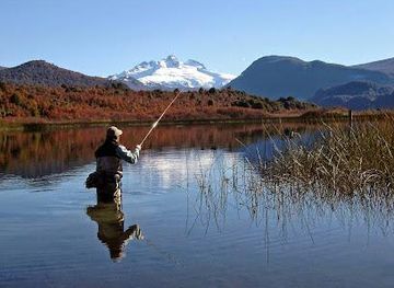 argentina/san-carlos-de-bariloche/attraction/fly-fishing-bariloche