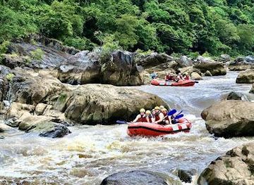 australia/cairns/attraction/foaming-fury