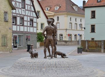 germany/altbayern/attraction/skulpturen-am-saumarkt