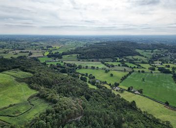 united-kingdom/cheshire/attraction/raw-head