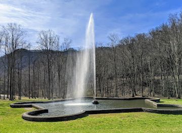 south-carolina/blue-ridge-mountains/attraction/andrews-geyser