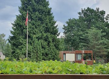 latvia/jurmala/attraction/melluzu-diztuja