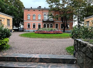 finland/helsinki-archipelago/attraction/hakasalmen-huvila
