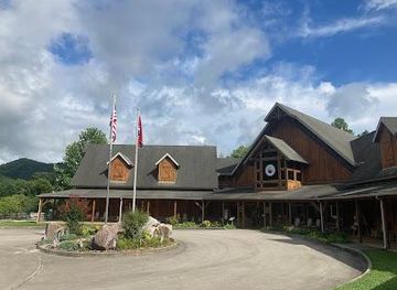 tennessee/pigeon-forge/attraction/great-smoky-mountains-heritage-center