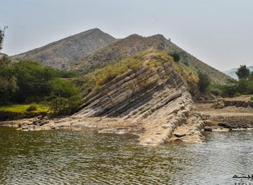 pakistan/punjab/attraction/nauroz-waterfall