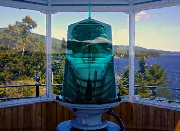 maine/camden/attraction/curtis-island