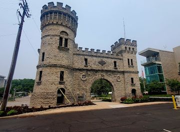 ohio/cincinnati/attraction/elsinore-arch