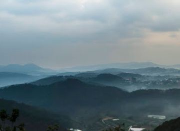 vietnam/da-lat/attraction/da-chien-hill-city-sightseeing