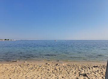 saudi-arabia/al-khobar/attraction/shate-nisf-alqamar