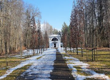 estonia/otepaa-ski-resort/attraction/barclay-de-tolly-mausoleum