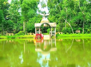 bangladesh/mymensingh-division/attraction/priyokunjo-park