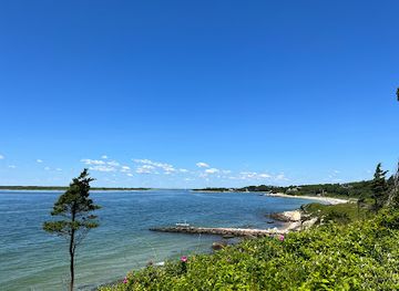massachusetts/cape-cod/attraction/nobska-lighthouse