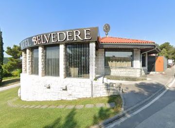 slovenia/izola/attraction/izola-webcam-view-from-belvedere-hotel-cliff