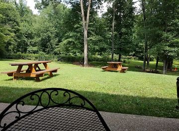 indiana/southern-indiana/attraction/pepper-s-ridge-winery