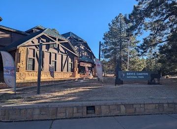 utah/bryce-canyon-city/attraction/bryce-canyon-national-park-visitor-center