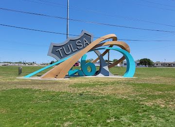oklahoma/tulsa/attraction/route-66-tulsa-admiral-landmark