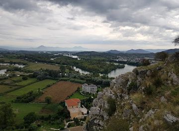 albania/shkodra-highlands/attraction/burgu-i-kalase