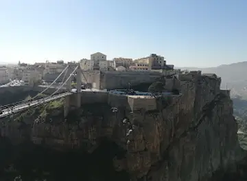 مغارة الدببة