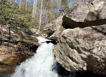 north-carolina/pisgah-national-forest/attraction/south-mountains-state-park