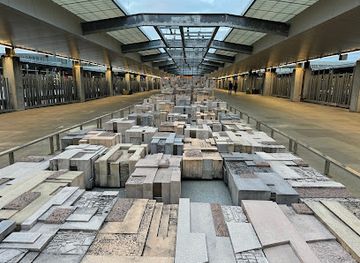 texas/central-texas/attraction/uplifted-ground