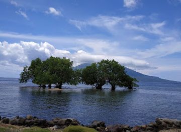 indonesia/north-maluku/attraction/moti-island