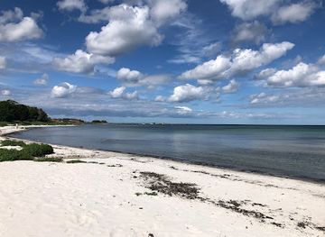 denmark/bornholm/attraction/snogebak-strand