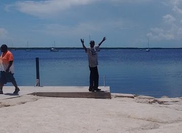 florida/key-largo/attraction/friendship-park