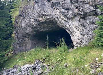 romania/rodnei-mountains/attraction/arcul-de-piatra-monument-natural
