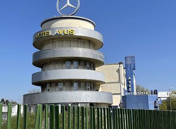 germany/berlin/attraction/berlin-and-car-culture-walking-tour-esp-eng