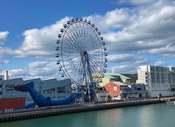 japan/fukuoka/attraction/marinoa-city-skywheel-ferris-wheel