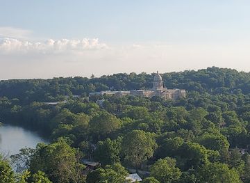 kentucky/frankfort/attraction/frankfort-cemetery