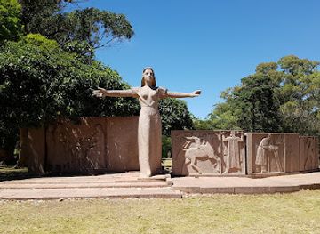 uruguay/piedras-blancas/attraction/monumento-al-maestro