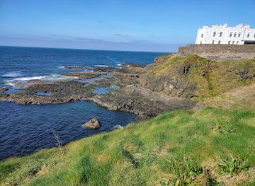 ireland/giant-s-causeway/attraction/national-trust-portstewart-strand