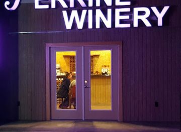 texas/college-station/attraction/perrine-winery