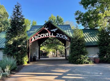 illinois/central-illinois/attraction/scovill-zoo