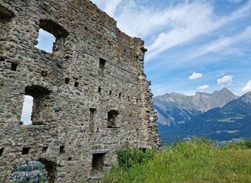 liechtenstein/planken-region/attraction/burgruine-wartenstein