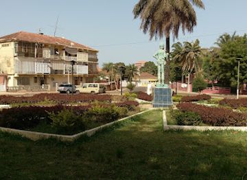 guinea-bissau/rio-geba/attraction/praca-titina-sila