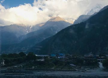nepal/tilicho-lake/attraction/nimung-kyu-bridge