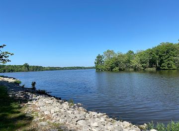 illinois/giant-city-state-park/attraction/crab-orchard-national-wildlife-refuge
