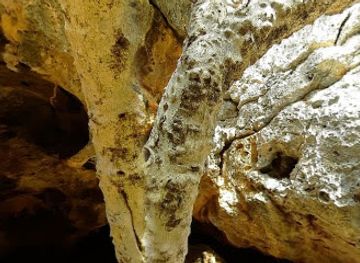 curacao/boca-hulu/attraction/kueba-di-mirador